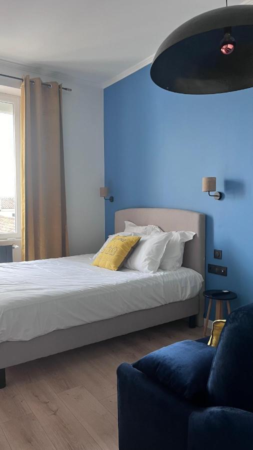 Hotel 2 Etoiles Et Restaurant Le Galet Bleu Fouras Eksteriør bilde